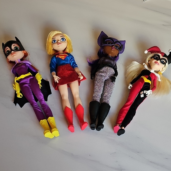 Cartoon Network Other - DC Superhero Dolls Set Of 4